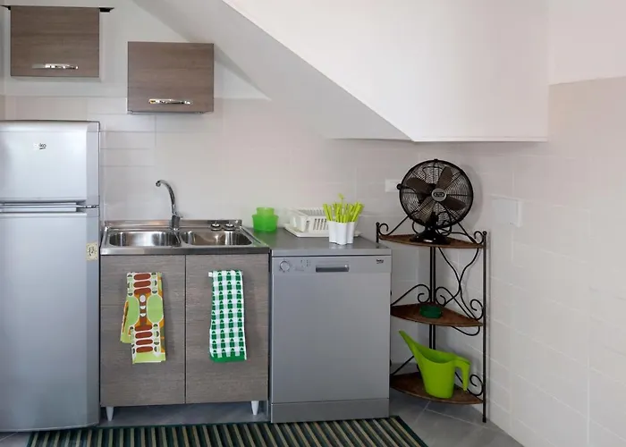 Lavanda - Aeg160 By Interhome